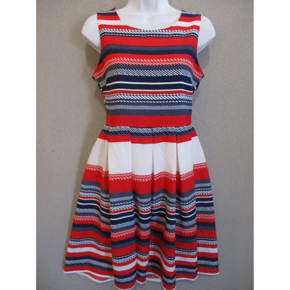 Shikka London Skater Dress Size Small Lined